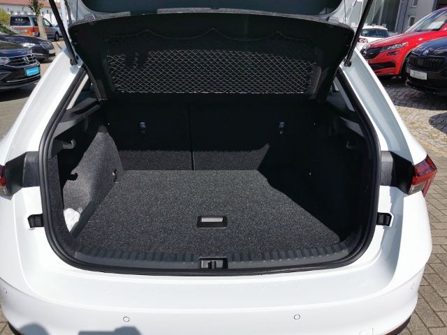 Fahrzeugabbildung SKODA Scala 1.0 TSI DSG Drive MATRIX-LED FRONZSCHEIBEN