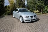 BMW E92 335i Coupé *1. Hand* *erst 51tkm.* *Leder* - BMW aus 2007: Sportwagen
