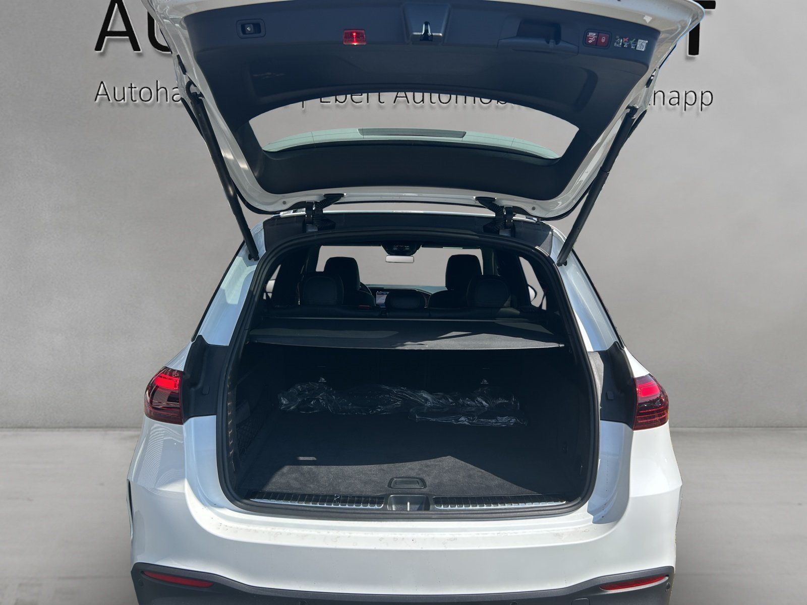 Fahrzeugabbildung Mercedes-Benz GLE53 AMG Prem+ DISTRO Standhz AHK Pano AIRMATIC