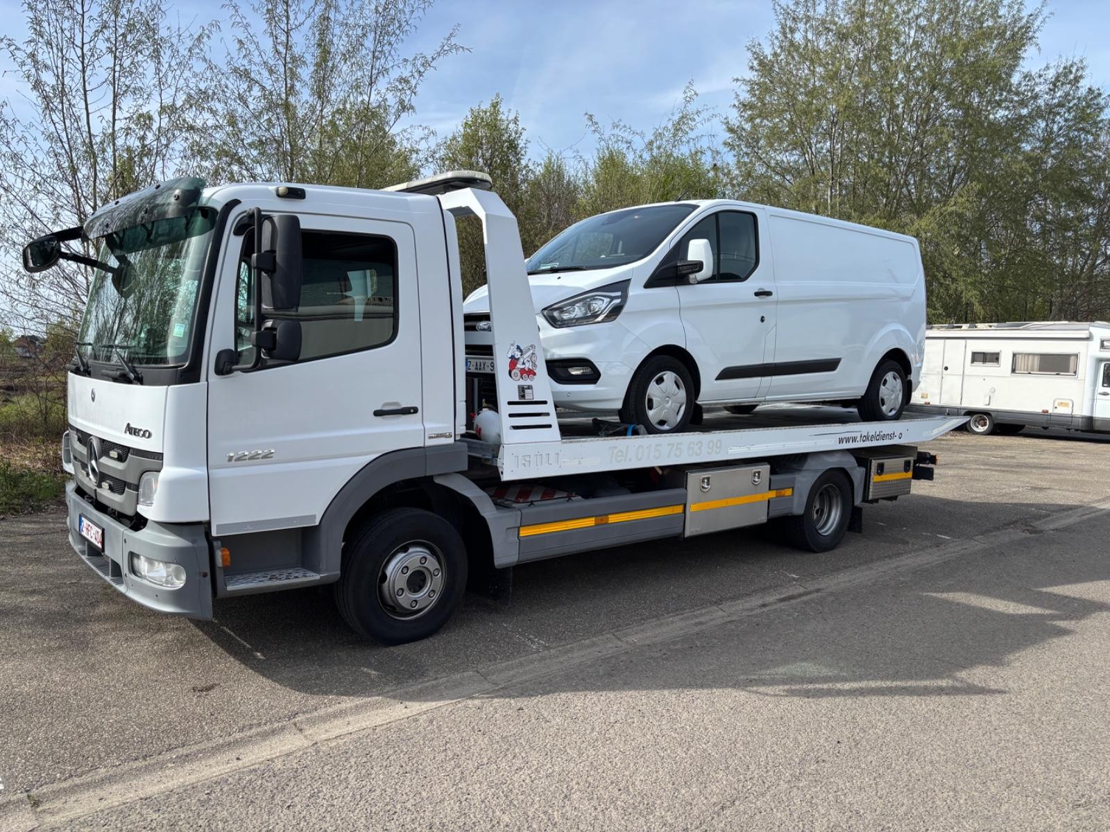 Mercedes-Benz atego 1222 takelwagen