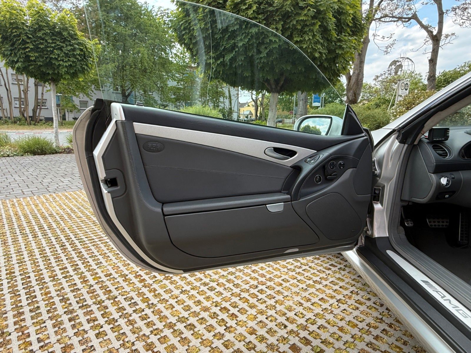 Fahrzeugabbildung Mercedes-Benz SL 55 AMG