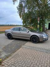 Volkswagen Phaeton 4.2 V8 4MOTION Tiptronic 4-Sitzer - - Volkswagen Phaeton aus 2013