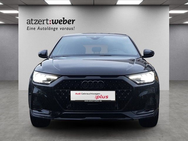 Fahrzeugabbildung Audi A1 allstreet 30TFSI S-tronic LED Kamera PDC Navi