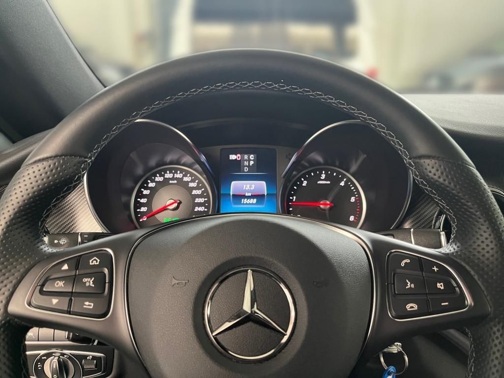 Fahrzeugabbildung Mercedes-Benz V 300 ED lang 4x4 AMG Tisch AIRMATIC Standh. AHK