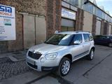 Skoda Yeti Plus Edition/TÜV NEU/ Scheckheft/ Sitzheizu - Skoda Yeti: Silber