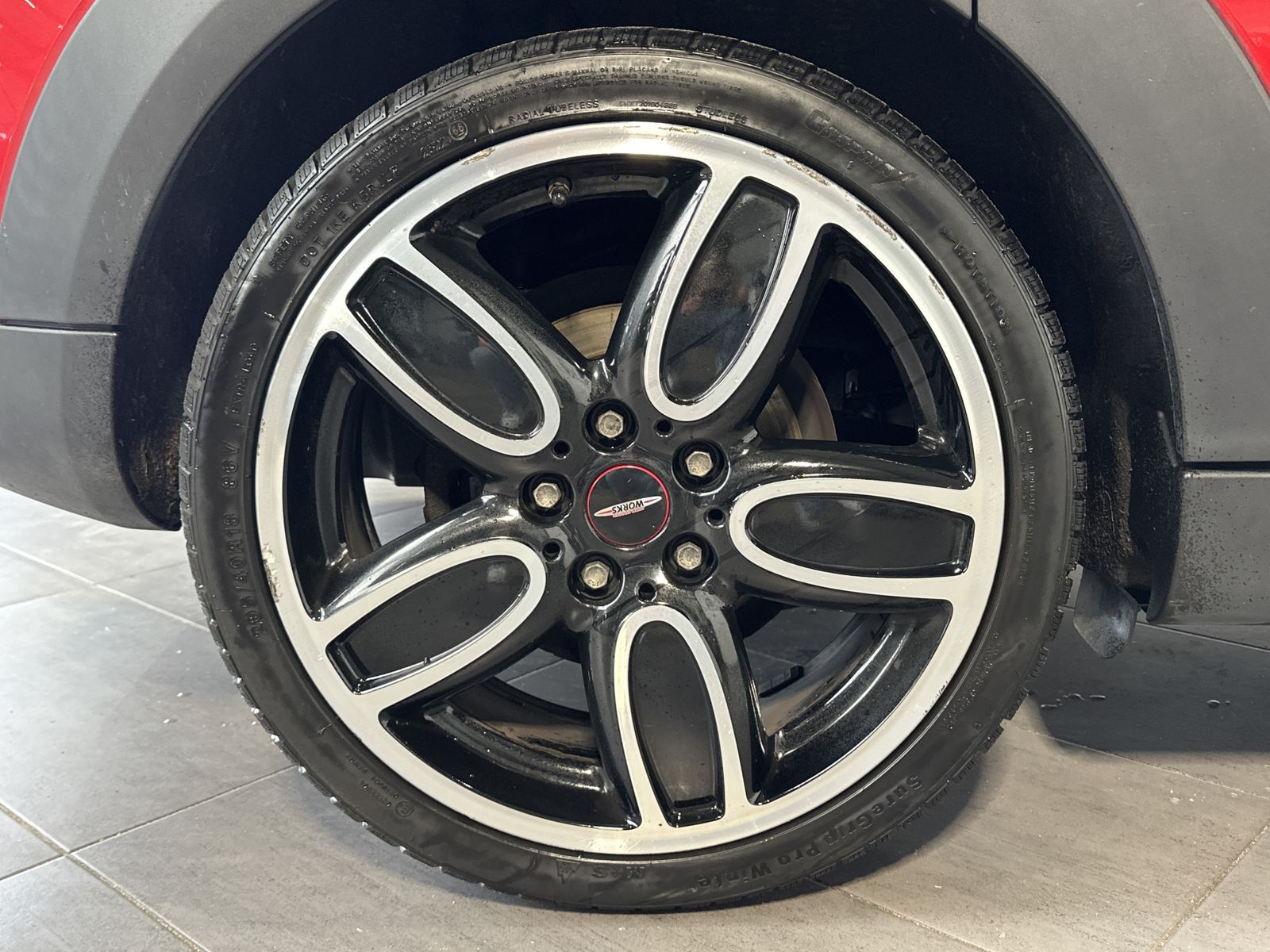 Fahrzeugabbildung MINI Cooper S Aut. JCW NAV+LED+PANO+LEDER+18ZOLL+2HD