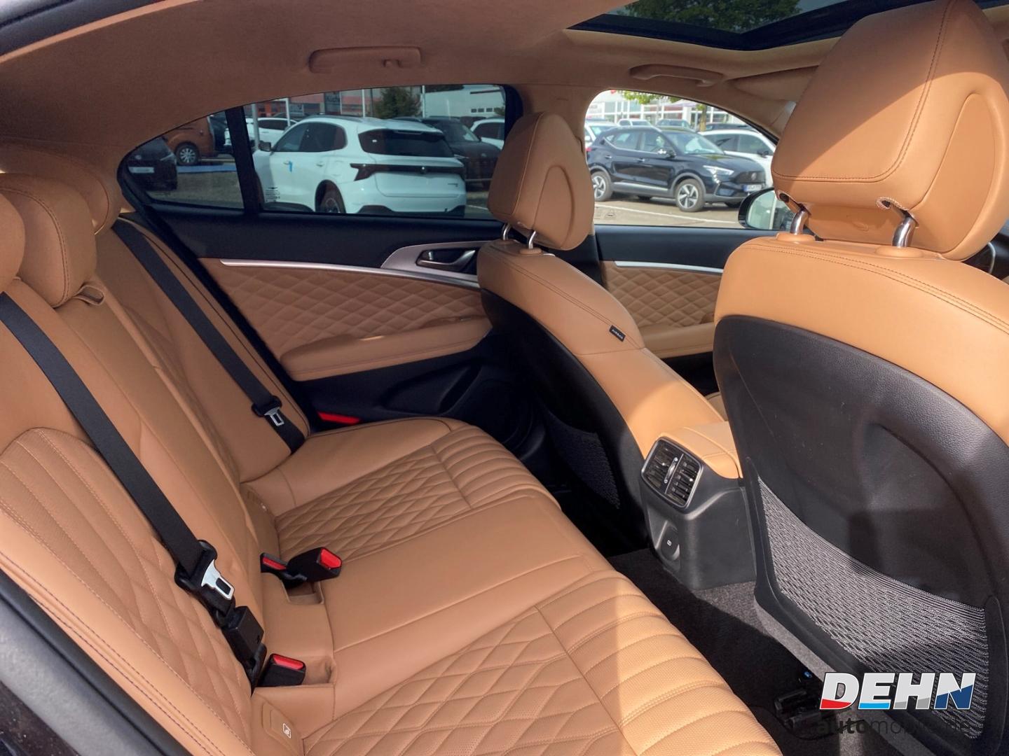 Genesis G70 2.0 T 4WD Sport Leder Schiebed. Lexic HeadUp