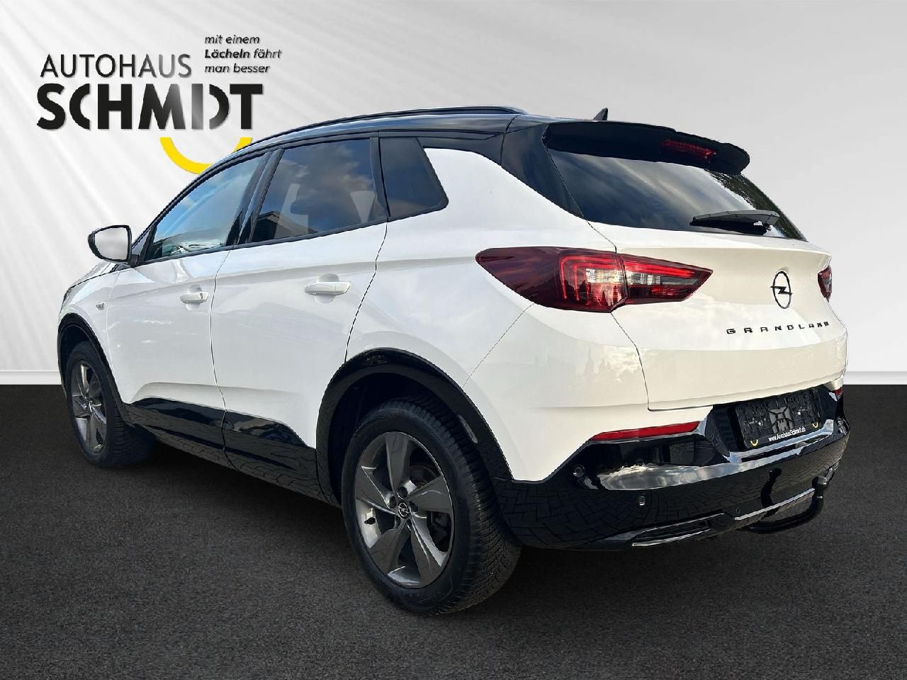 Fahrzeugabbildung Opel Grandland GS Line, Automatik, AHK