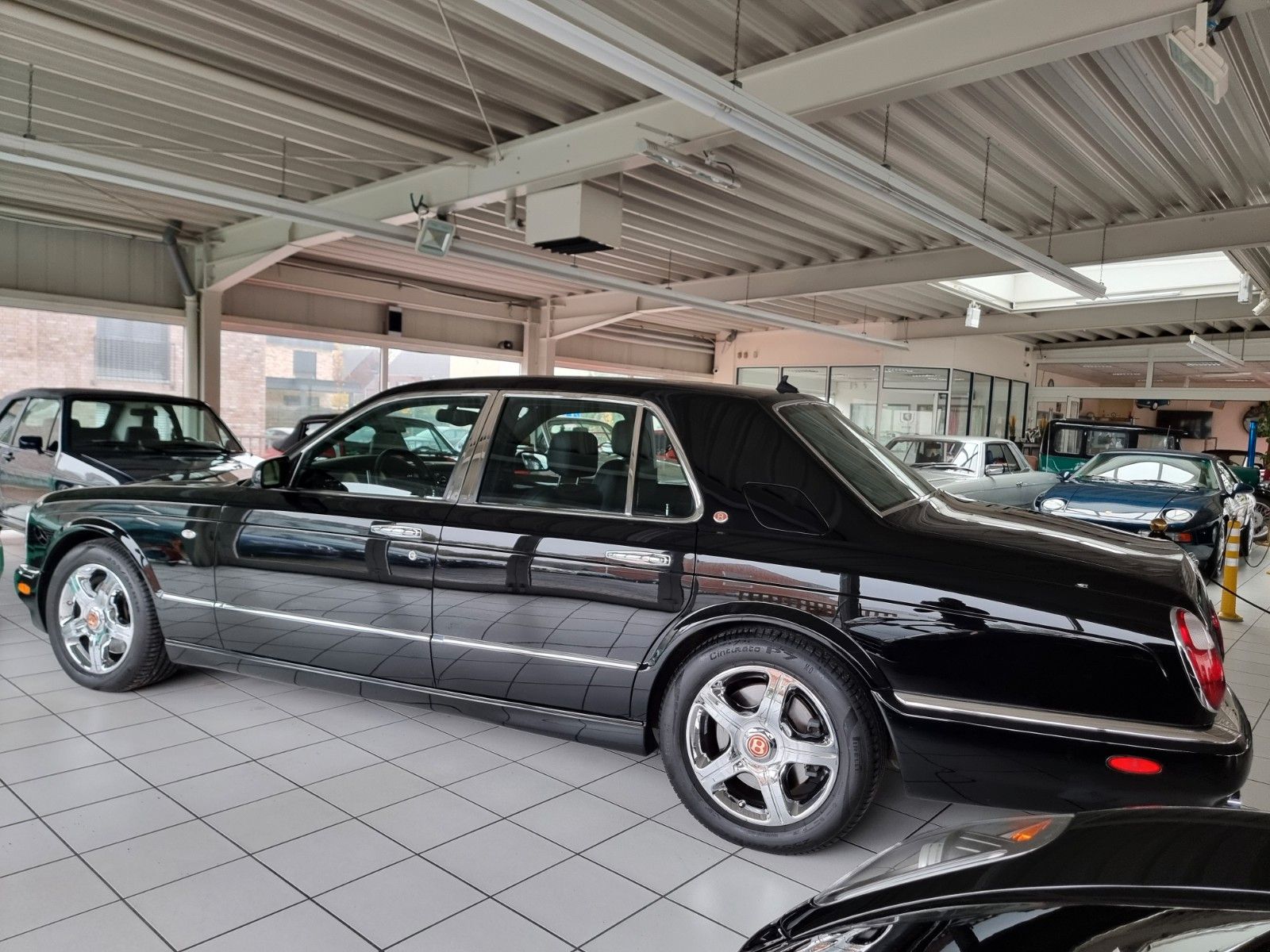 Fahrzeugabbildung Bentley Arnage/2. Hand/Erstlack/Kpl. Historie/Sammler
