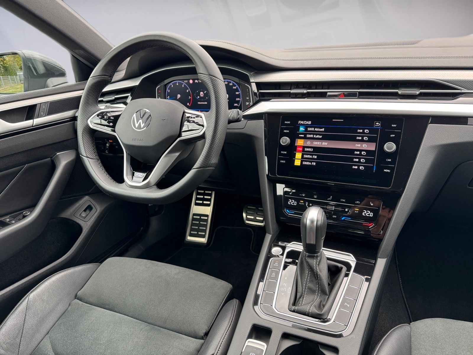 Fahrzeugabbildung Volkswagen Arteon Shooting Brake R-Line 2.0 TSI