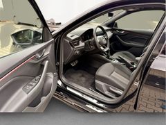 SKODA Kamiq Monte Carlo PANO 18"Ursa TravelAssist VZE SKODA Kamiq Monte Carlo PANO 18"Ursa TravelAssist VZE