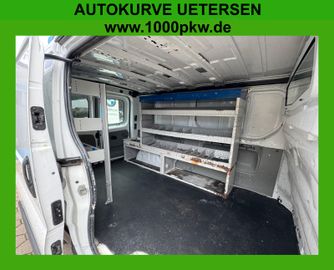 Opel Vivaro - 11