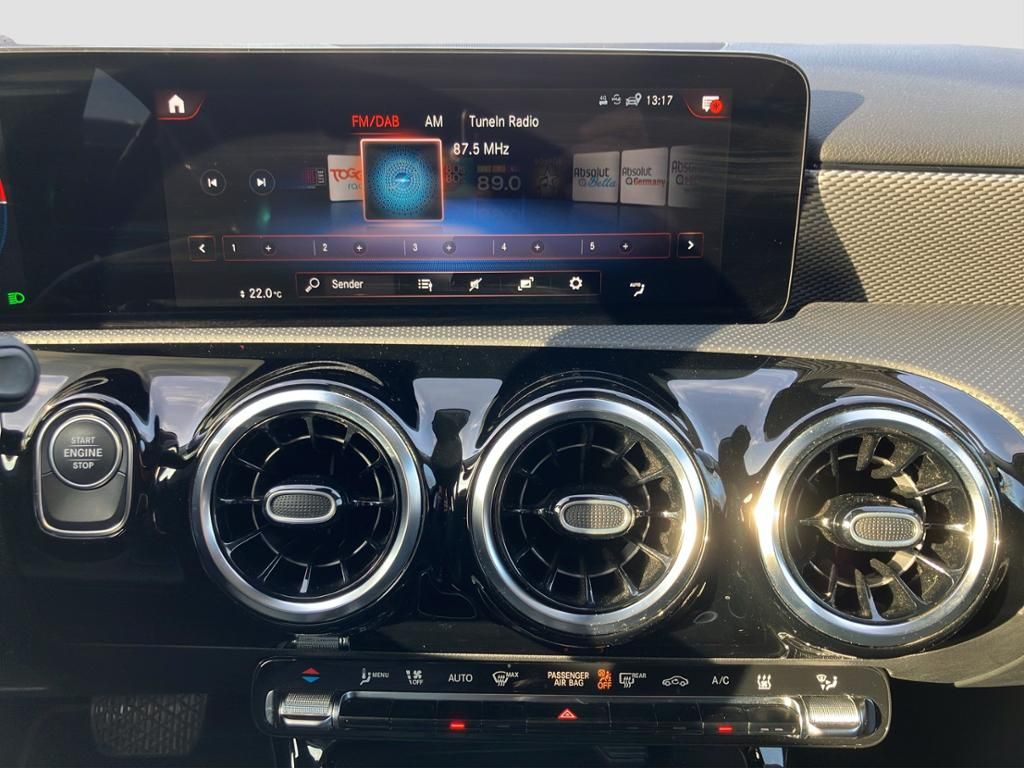 Fahrzeugabbildung Mercedes-Benz A 250 e Kompaktlimousine Night Paket*Kamera*LED