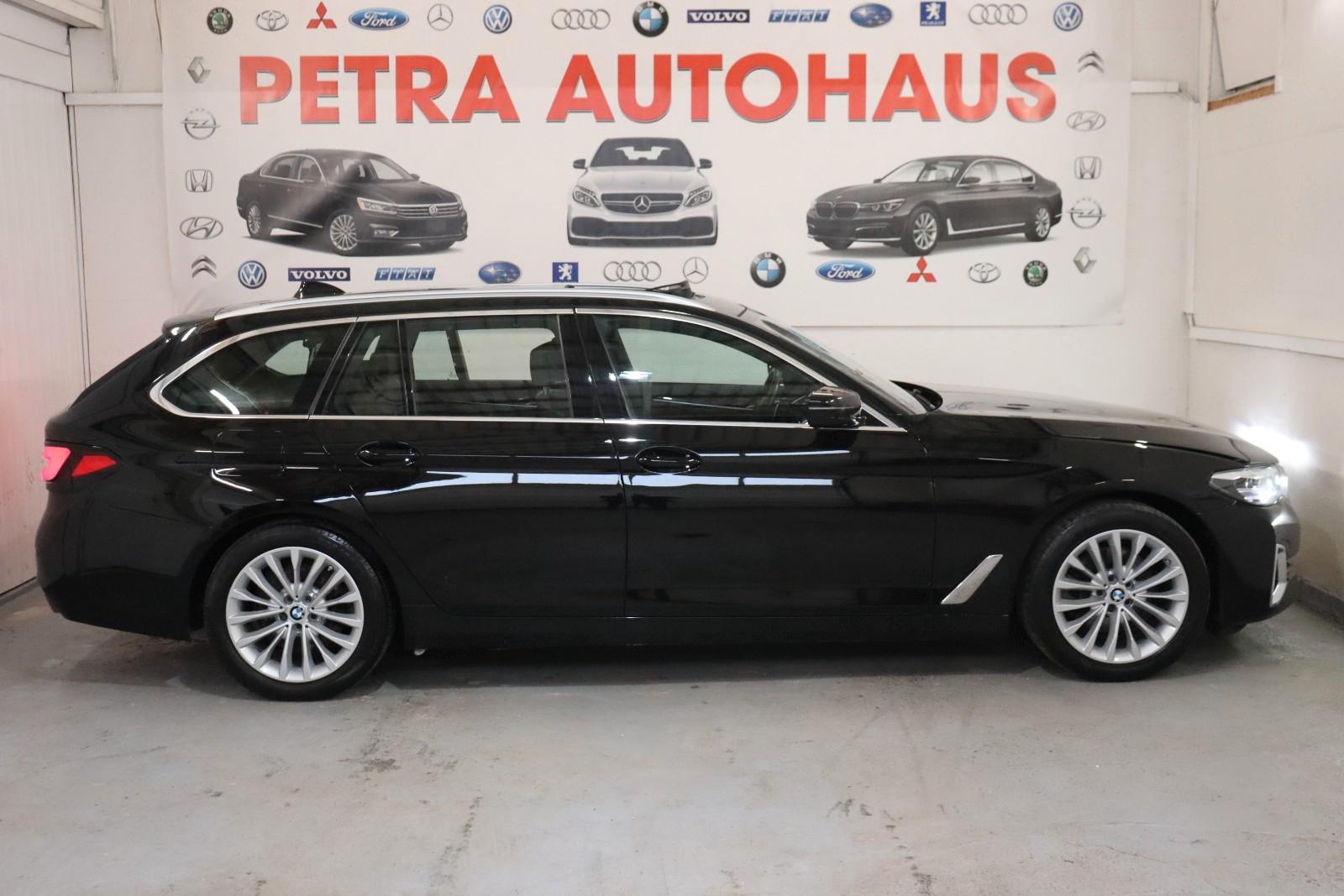 BMW 520d Luxury X Drive Touring Kamera Panorama AHK