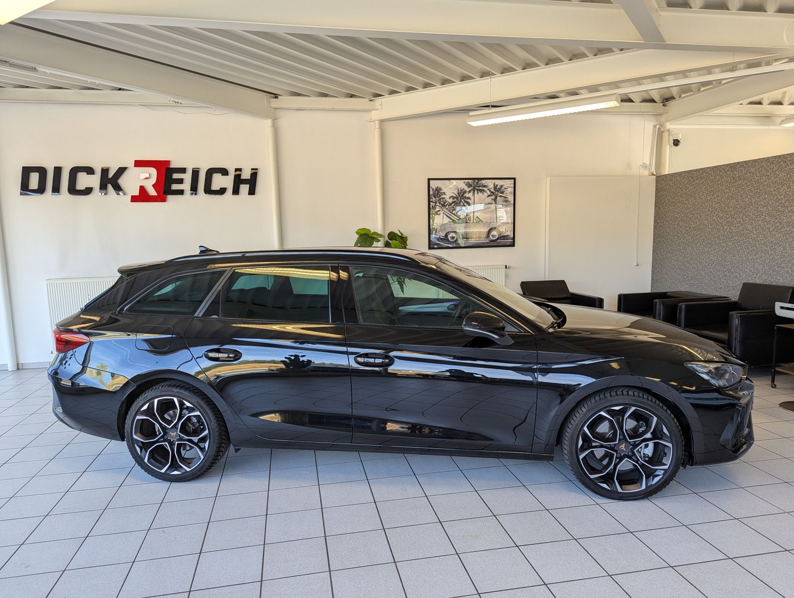 Fahrzeugabbildung CUPRA Leon 2.0 DSG Dynamic/Edge-Paket Navi AHK 5J-Gara