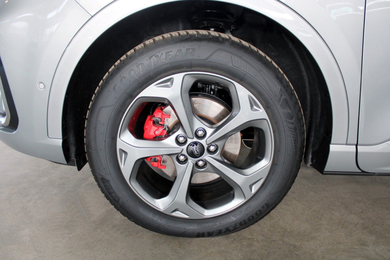 Fahrzeugabbildung Ford Kuga PHEV ST-LINE X NAVI Kamera Winter Paket