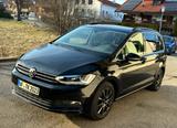 Volkswagen Touran 2.0 TDI SCR 140kW DSG Highline Pano St.HZ - Volkswagen Touran: 140