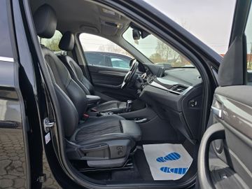 BMW X1 - 11