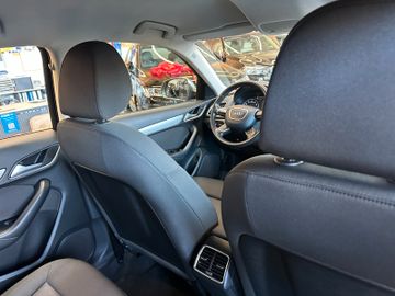 Audi Q3 *Bi-XENON*SITZHZ*PDC*1.AND*TEMPOMAT*