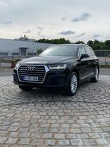 Audi Q7 3.0 TDI S-Line Sportsitze+Headup+N... - Audi Q7 Gebrauchtwagen in Nürnberg