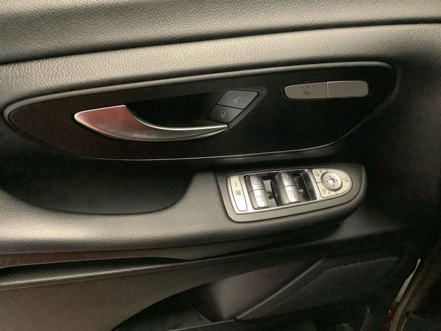 V 300 D 174 KW 9-GTronic lang 7-Sitzer, LED, Nav