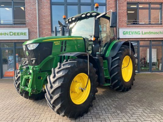 John Deere 6230R