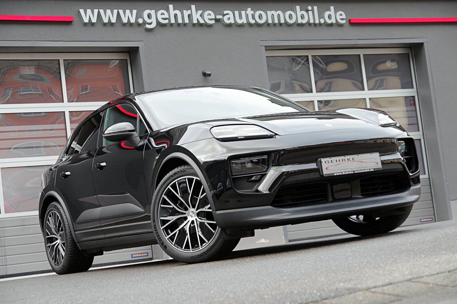 Porsche Macan 4*21"MacanDesign,ACC,AHK,PANO,BOSE,HeadUp*