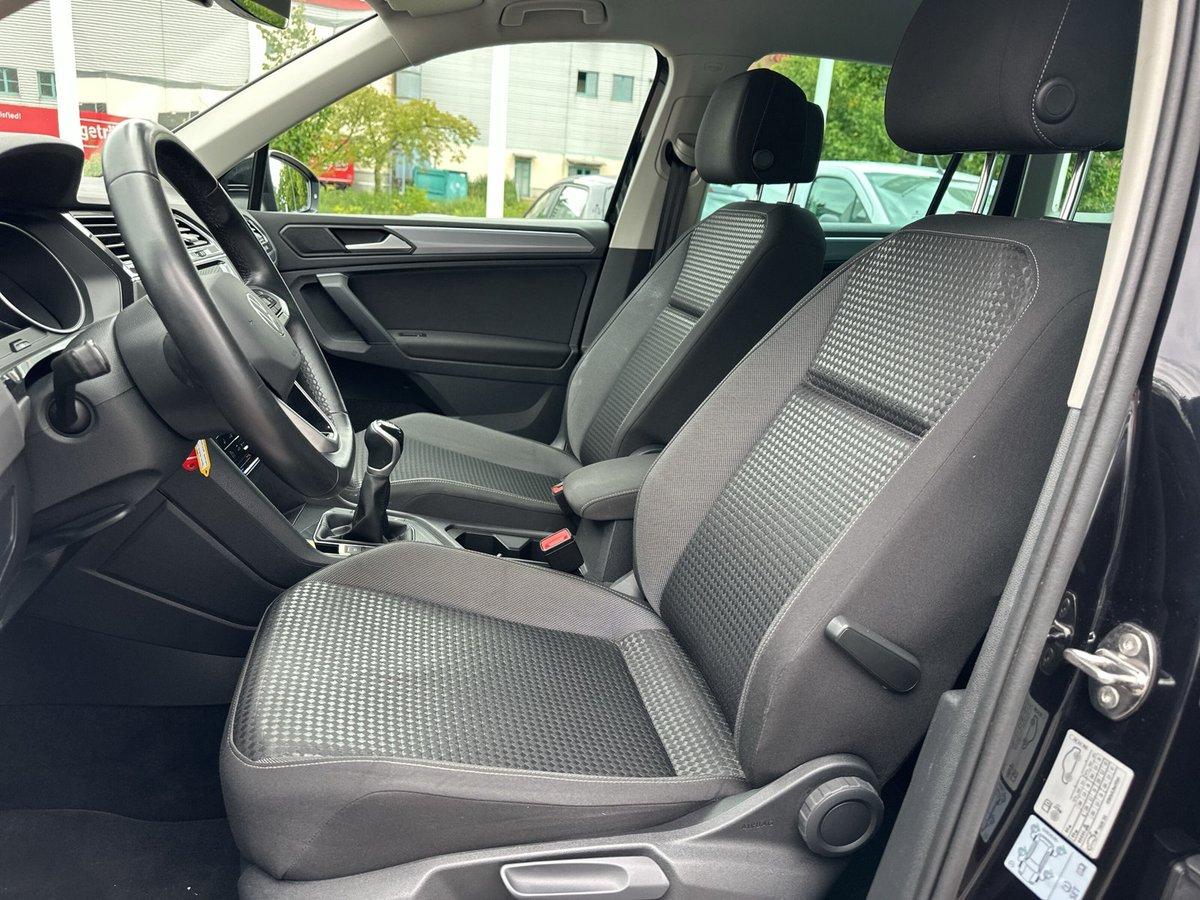 Volkswagen Tiguan ACTIVE 1.5 TSI LED+NAVI+DAB+KLIMA+KAMERA, миниатюра 9
