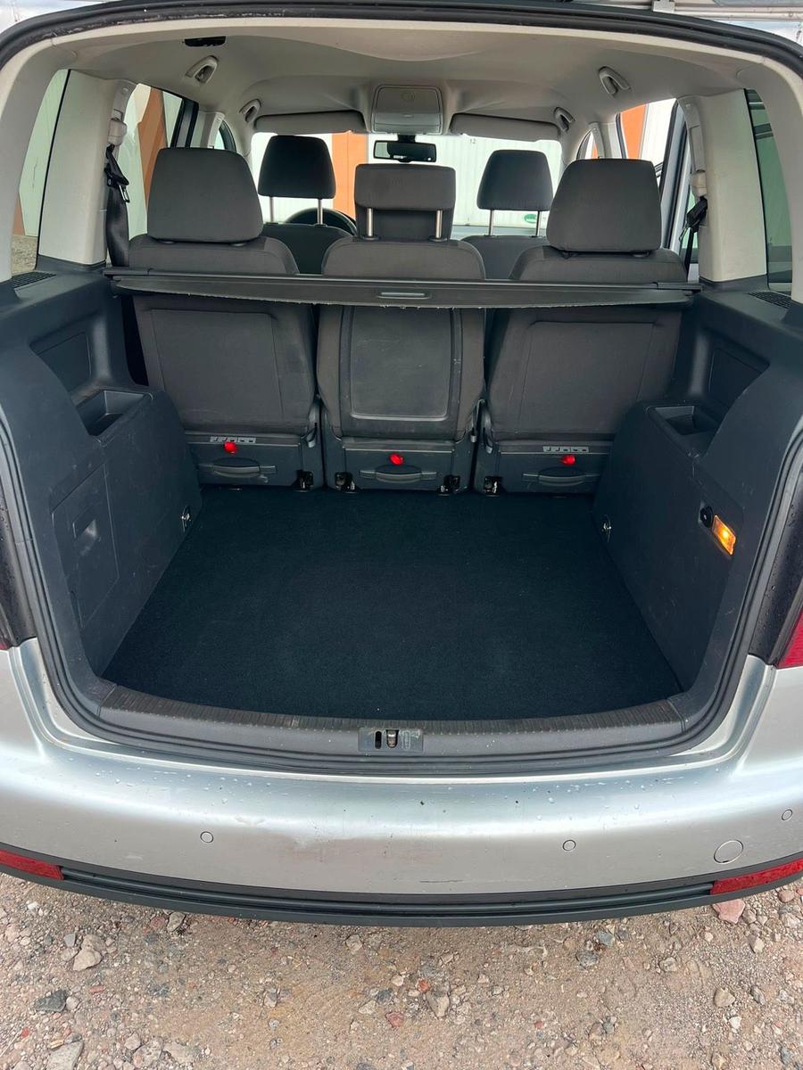 Volkswagen Touran 2007 — photo 11