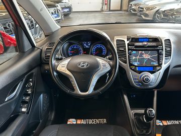Hyundai ix20*TÜVSERVICE:NEU*SitzLenkradHZ*NAV*TEMPO*PD