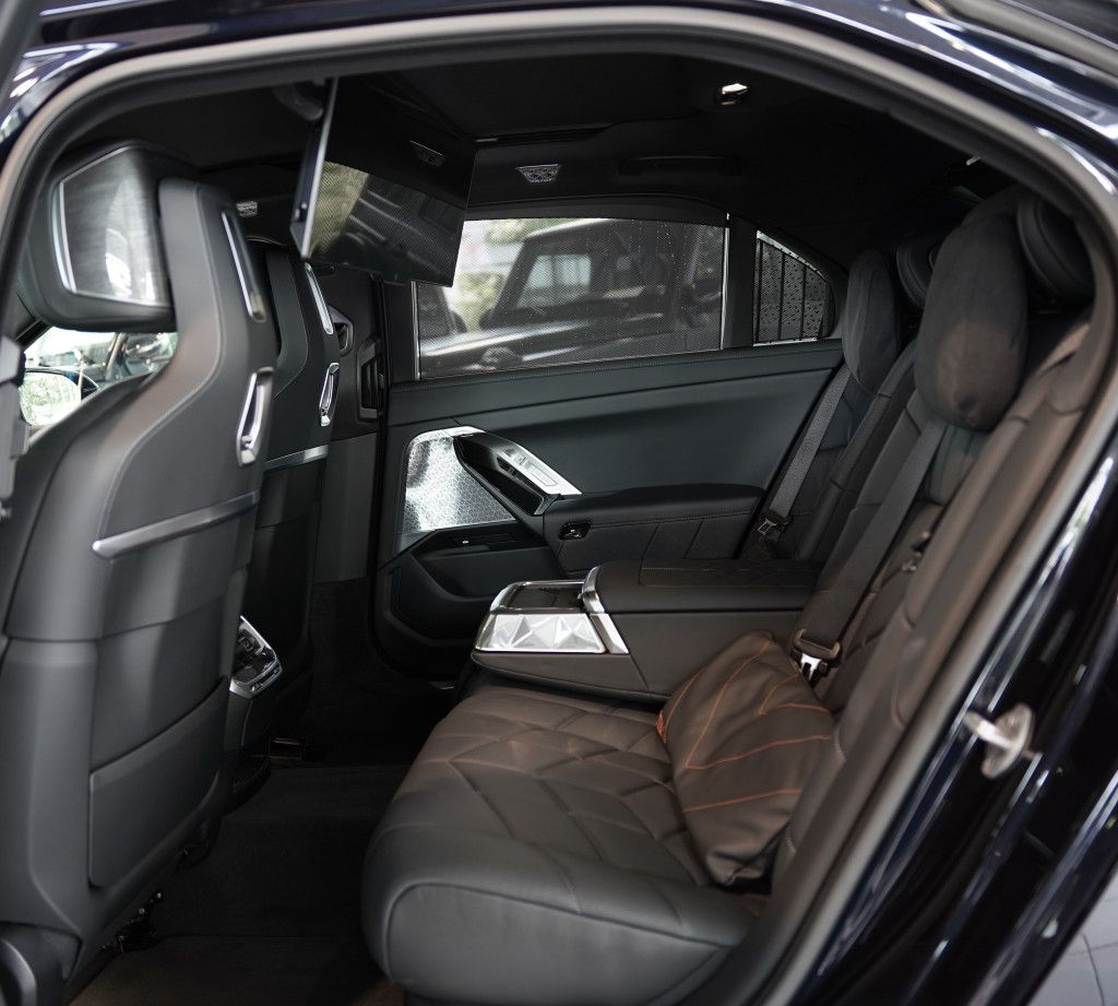 Bmw I7