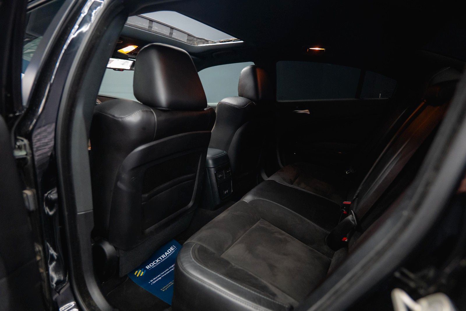 Fahrzeugabbildung Dodge Charger 3.6 4x4 GT Performance FULL Options 19%