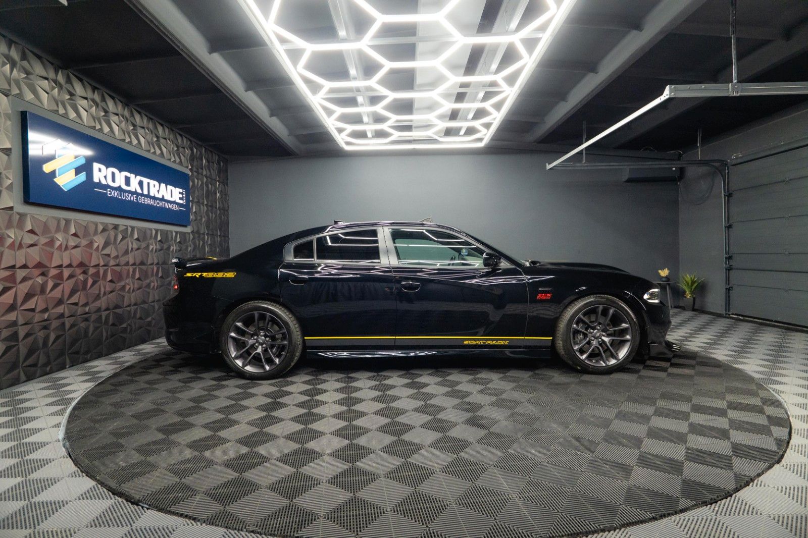 Fahrzeugabbildung Dodge Charger 6.4 V8 SRT 392 SCAT PACK Performance LED
