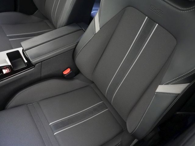 Astra L LIM GS PHEV AT+NAVI+360 GRAD KAMERA+LED