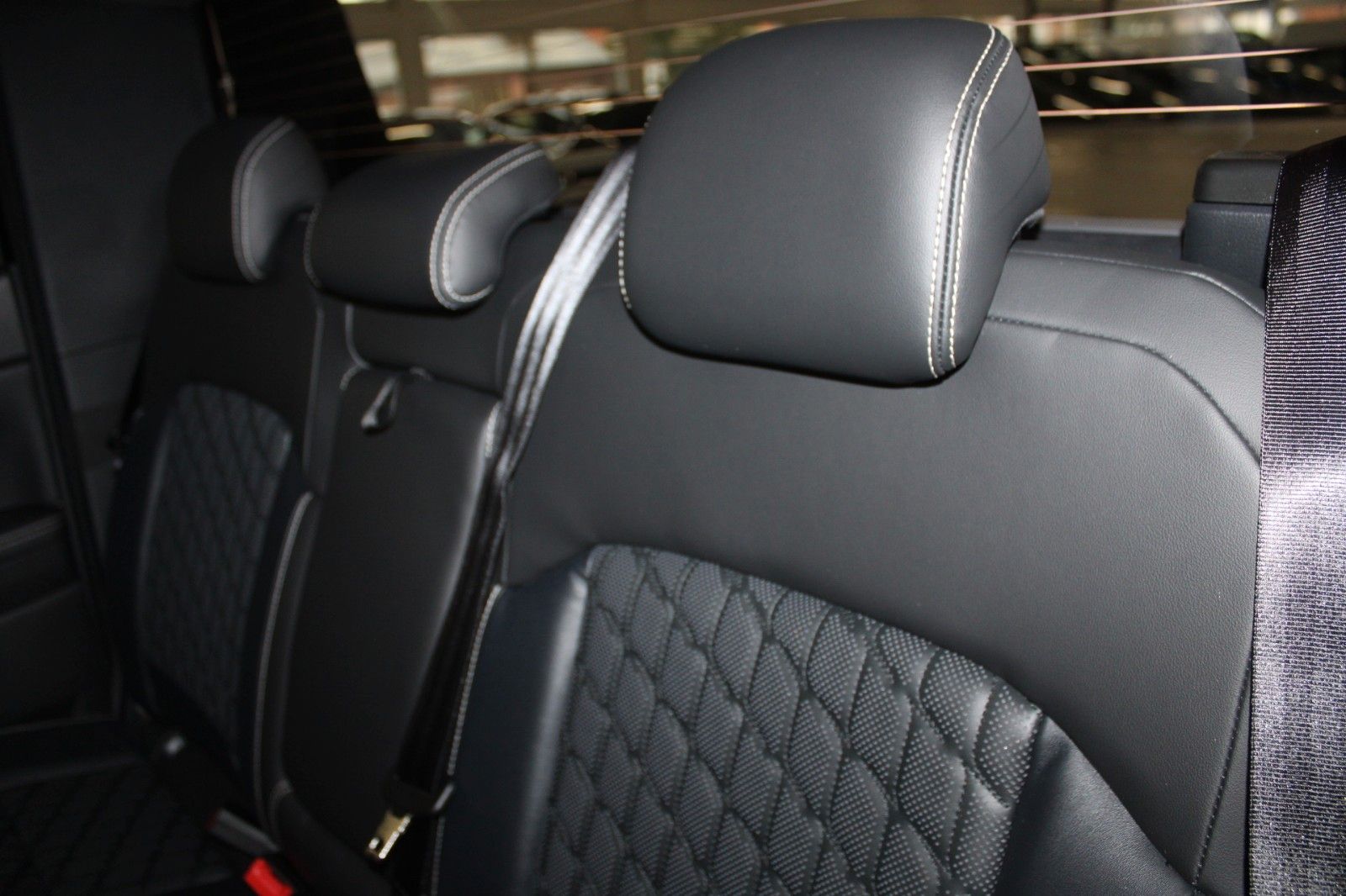 Fahrzeugabbildung Ford Ranger Platinum Autom. STDHZ LEDER B&O ROLLO AHK