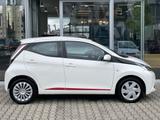 Toyota Aygo x-Play *Standheizung* - Toyota Aygo (X) in Augsburg