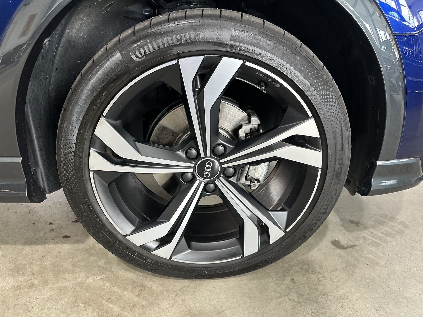 Fahrzeugabbildung Audi Q3 Sportback 35 TDI S line/Pano/Matrix/20´/RFK