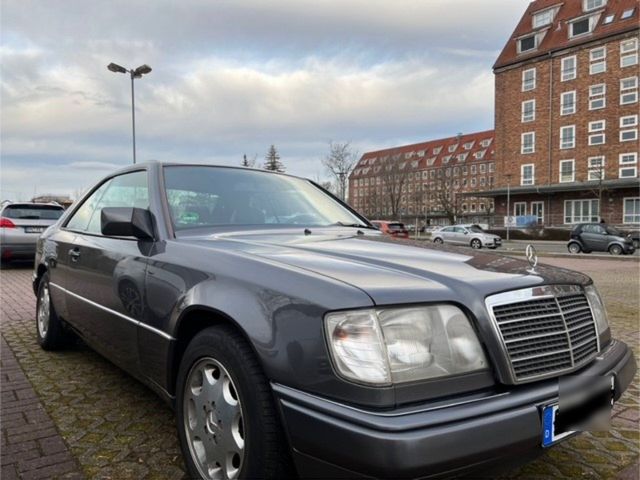 Mercedes-Benz Mercedes CE220