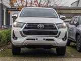 Toyota Hilux 2.4 D-4D Double Cab Comfort 4x4 SHZ PDC BT - Toyota Hilux in Wuppertal