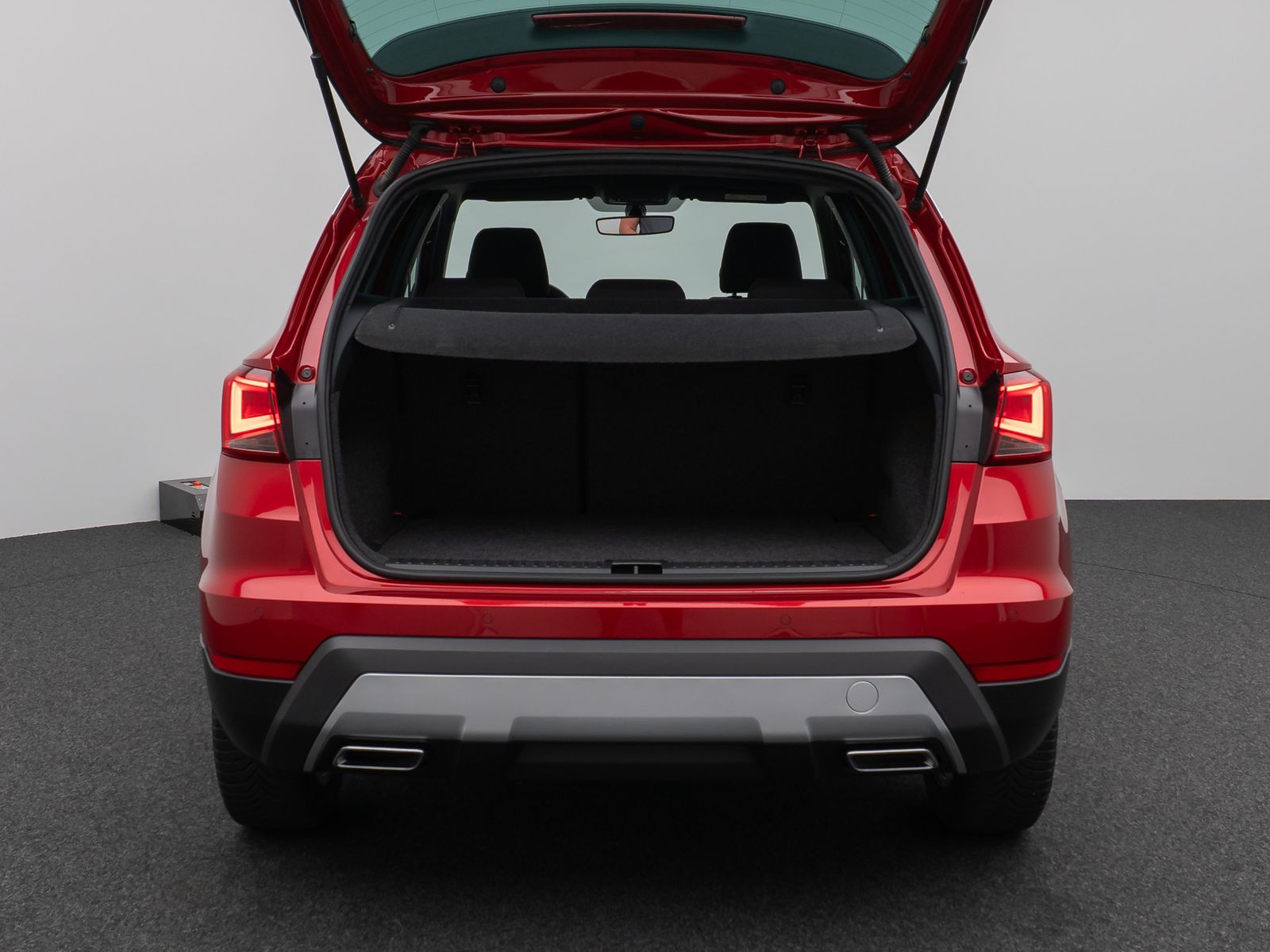 Fahrzeugabbildung SEAT Arona FR 1.5 TSI Kamera LED Tempomat Sport
