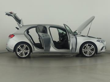 صورة 8 لـ 2021 Mercedes-BENZ A 220