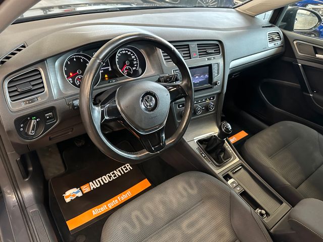 MYAUTOCENTER – Gebraucht- und Jahreswagen mit Werkstattservice in Pfaffenhofen Volkswagen Golf VII Lim. Comfortline BMT *Klima*TÜV*