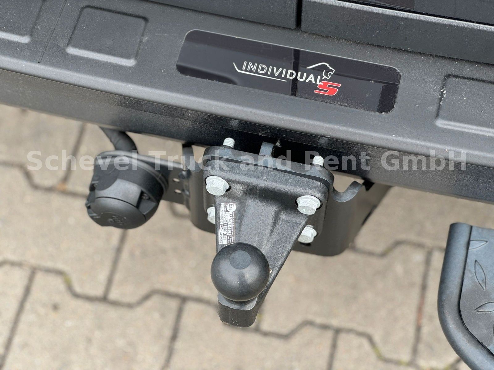 Fahrzeugabbildung MAN TGE 3.180 4x2F DOKA IndividualS AHK Leder