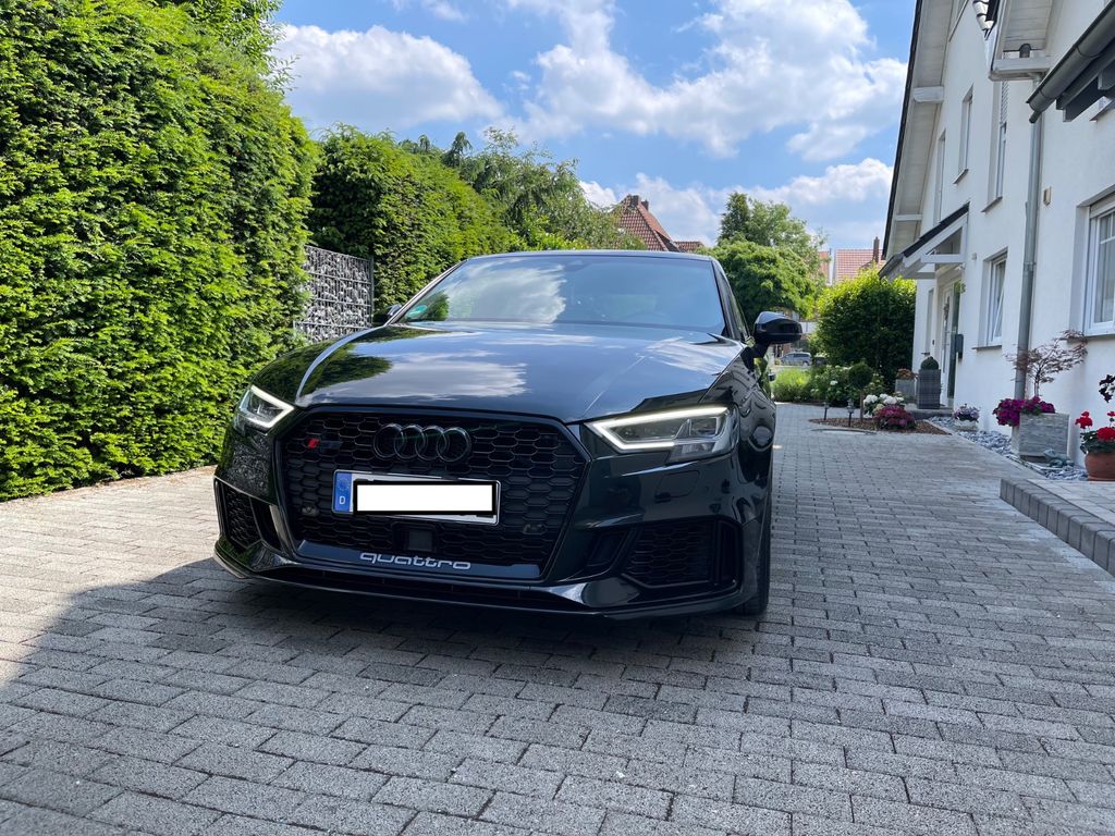 Image of Audi RS3