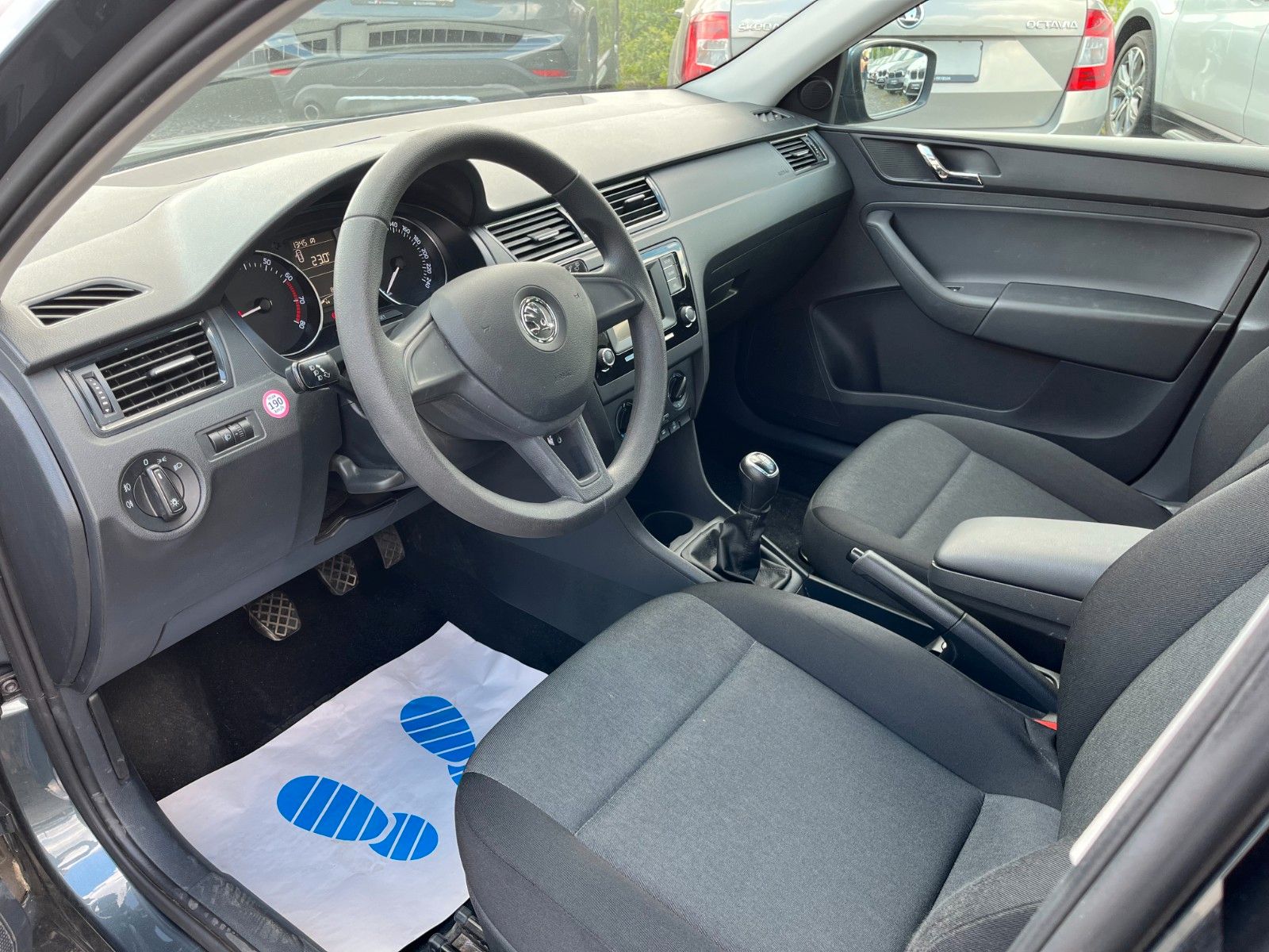 Fahrzeugabbildung SKODA Rapid 1.2 Spaceback Cool Edition Klima PDC 2.HD