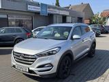 Hyundai TUCSON 1.6 Premium 4WD AUTOAMTIK*KAMERA*NAVI - Hyundai TUCSON Gebrauchtwagen in Osnabrück