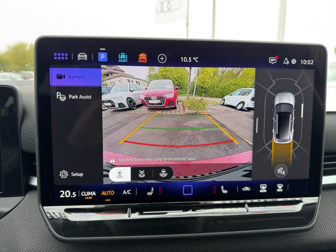 Fahrzeugabbildung Volkswagen T-ROC Life GHR,AHK,App-Connect,Winterpaket,17LM-