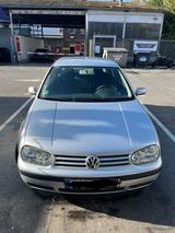 Volkswagen Golf 1.6 Auto Basis Variant Basis - Volkswagen Golf aus 2002: 1.6