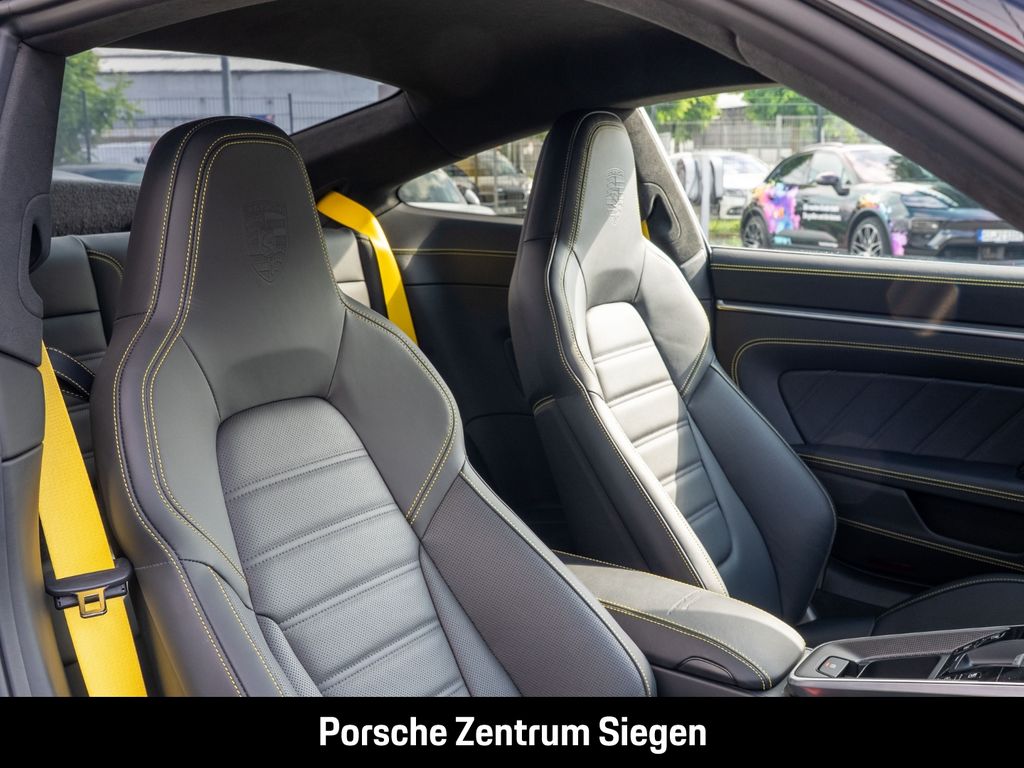 Porsche 992 (911) Turbo S