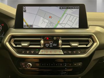 BMW X4 - 11